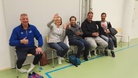 A-tyttöjen vanhempia kannustamassa ja huoltamassa